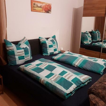 Ferienwohnung In Diehlo ไอเซนฮุทเทนชตัดท์ ภายนอก รูปภาพ