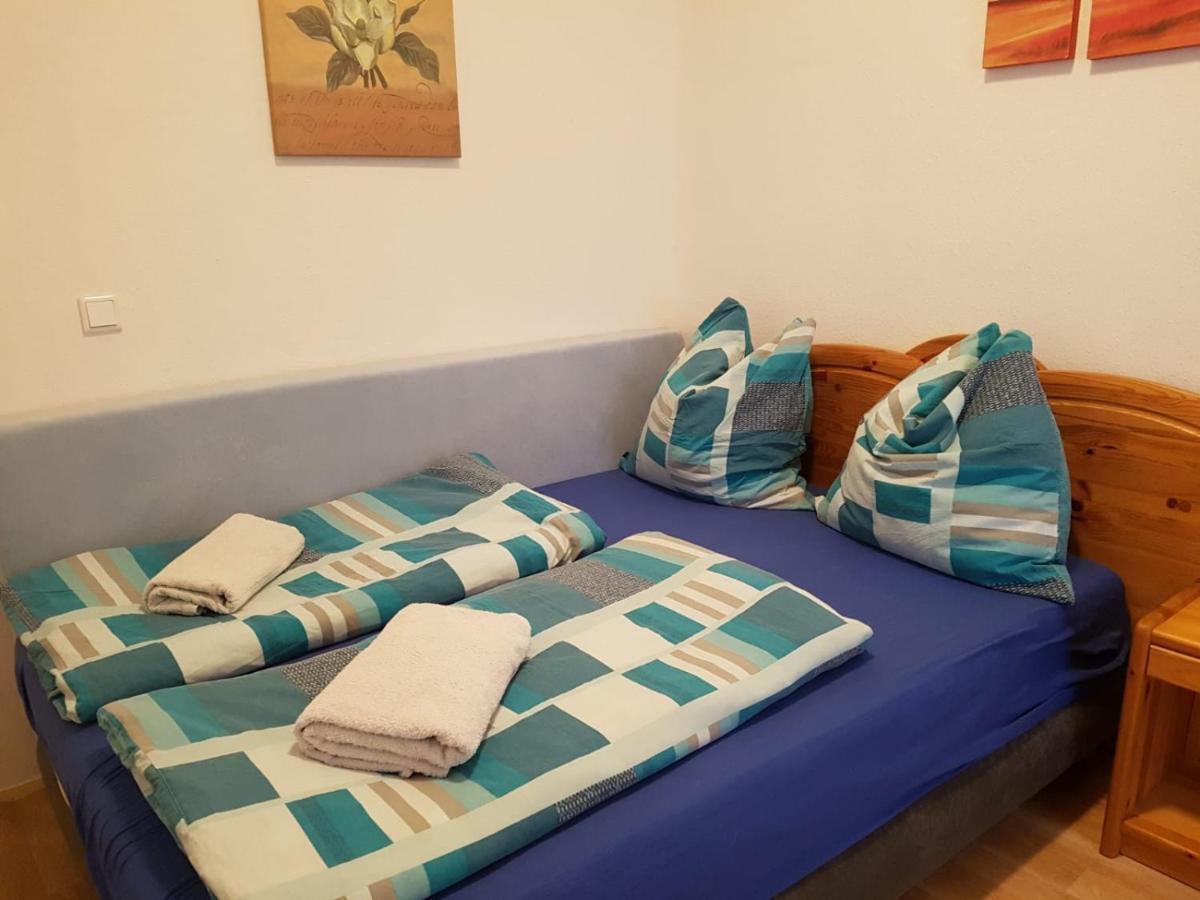 Ferienwohnung In Diehlo ไอเซนฮุทเทนชตัดท์ ภายนอก รูปภาพ