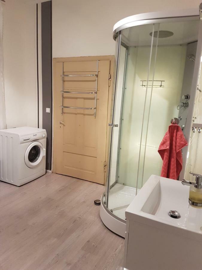 Ferienwohnung In Diehlo ไอเซนฮุทเทนชตัดท์ ภายนอก รูปภาพ